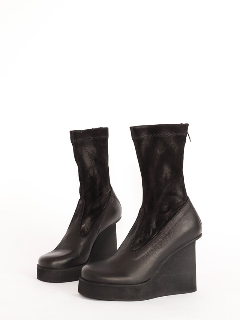 Wedge ankle boots